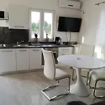Jankovic * Vodice